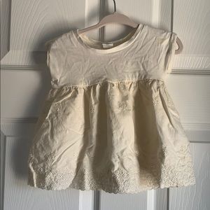 This top is so cute. You’ll love it for spring!